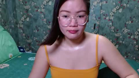 Snapshot of simply_niki chatting on 16, 2, 2025 zia online show from 16, 2, 2025