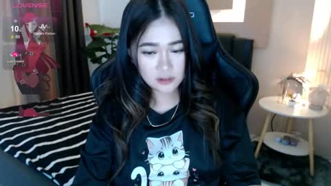 Snapshot of simplykhate chatting on 11, 11, 2025 Adrianna Fowler online show from 11, 11, 2025