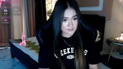 Snapshot of simplykhate chatting on 9, 2, 2026 Adrianna Fowler online show from 9, 2, 2026