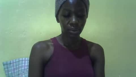 Snapshot of simplyloy33 chatting on 18, 4, 2026 simplyloy33 online show from 18, 4, 2026