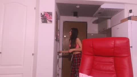 simyhvn online show from 5, 12, 2025