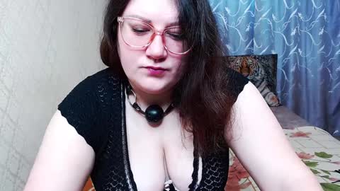 Snapshot of sindyjenice chatting on 2, 12, 2024 Angela online show from 2, 12, 2024