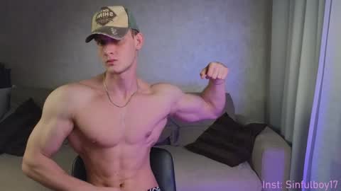 Snapshot of sinffuly chatting on 22, 12, 2024 Richard online show from 22, 12, 2024