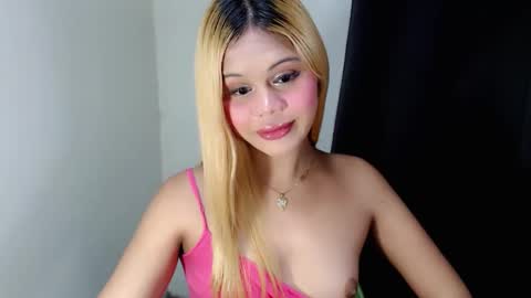 sinfulrose_ online show from 25, 3, 2026