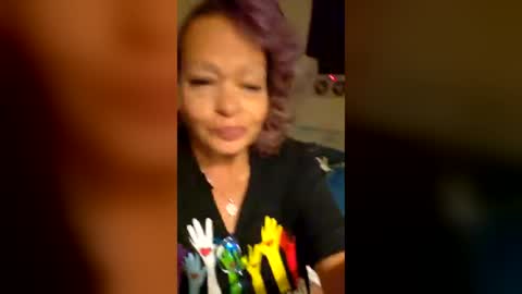Snapshot of sinfulsiren17 chatting on 1, 7, 2026 sinfulsiren17 online show from 1, 7, 2026