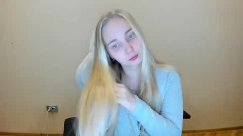 Snapshot of singlemother5619 chatting on 24, 2, 2025 nika online show from 24, 2, 2025