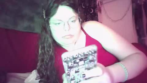 Siofra online show from 1, 2, 2025