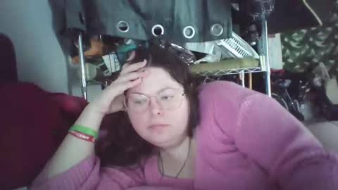 Siofra online show from 9, 2, 2025