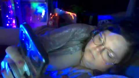 Snapshot of siofra chatting on 5, 10, 2025 Siofra online show from 5, 10, 2025