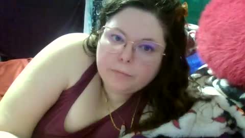 Snapshot of siofra chatting on 7, 10, 2025 Siofra online show from 7, 10, 2025