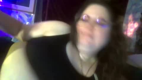 Snapshot of siofra chatting on 13, 10, 2025 Siofra online show from 13, 10, 2025