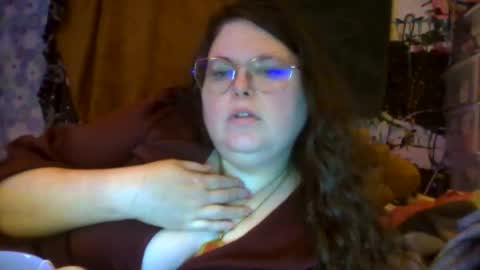 Snapshot of siofra chatting on 16, 10, 2025 Siofra online show from 16, 10, 2025