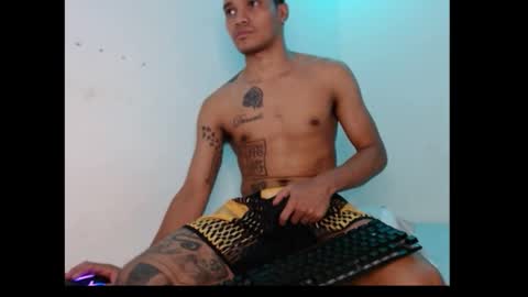 Sir black online show from 7, 11, 2025