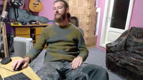 I am The Fourth and only Sir. Pelo online show from 29, 9, 2025