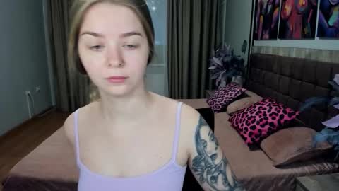 SirenaBloom online show from 11, 5, 2026