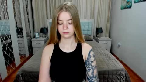 SirenaBloom online show from 10, 6, 2026