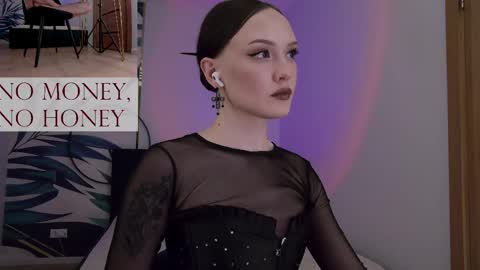 Goddess Sirena online show from 6, 5, 2026