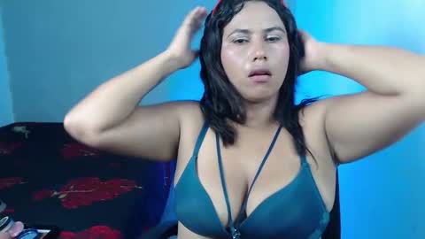 Snapshot of sirinay_collegiate91 chatting on 9, 10, 2025 SIRINAY online show from 9, 10, 2025