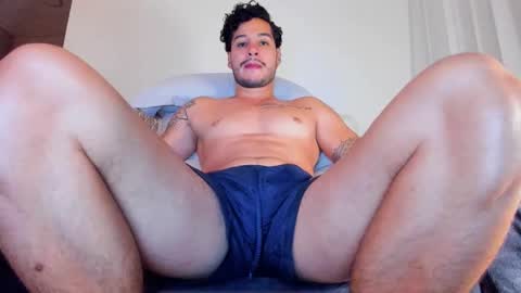 Snapshot of sirs_papi chatting on 4, 11, 2025 Call me papi online show from 4, 11, 2025