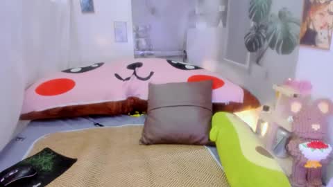 julila online show from 17, 11, 2025