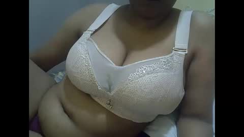 Snapshot of sisibrown97 chatting on 2, 12, 2025 brown online show from 2, 12, 2025