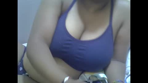 Snapshot of sisibrown97 chatting on 12, 1, 2026 brown online show from 12, 1, 2026