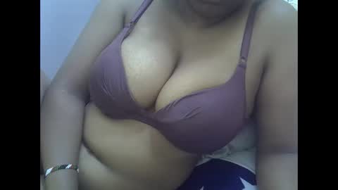 Snapshot of sisibrown97 chatting on 3, 2, 2026 brown online show from 3, 2, 2026