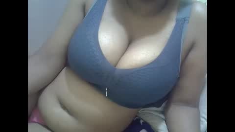 Snapshot of sisibrown97 chatting on 2, 3, 2026 brown online show from 2, 3, 2026