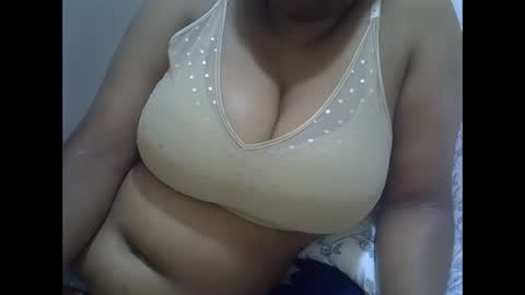 Snapshot of sisibrown97 chatting on 31, 3, 2026 brown online show from 31, 3, 2026