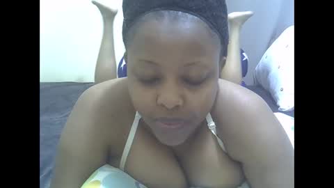 Snapshot of sisibrown97 chatting on 29, 4, 2026 brown online show from 29, 4, 2026