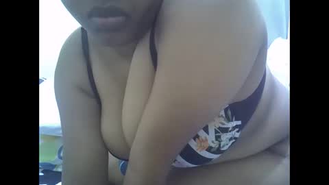 Snapshot of sisibrown97 chatting on 28, 5, 2026 brown online show from 28, 5, 2026