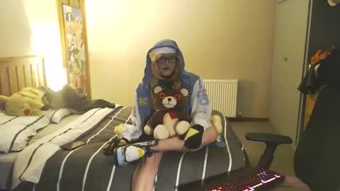 Snapshot of sissygothx chatting on 15, 12, 2025 SissyGothx online show from 15, 12, 2025