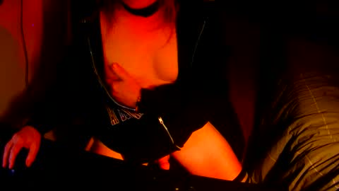 Snapshot of sissyred2314 chatting on 8, 9, 2025 red online show from 8, 9, 2025