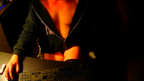 red online show from 17, 10, 2025