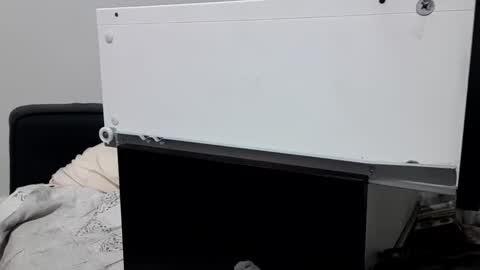 Upmydate online show from 7, 11, 2025