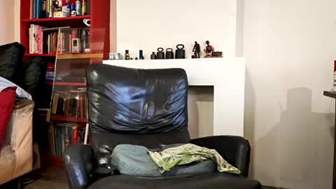 Petra online show from 15, 4, 2026