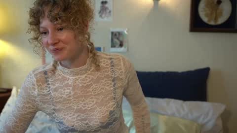 Snapshot of sistinehashands chatting on 20, 3, 2026 HINT its the name I go by. online show from 20, 3, 2026