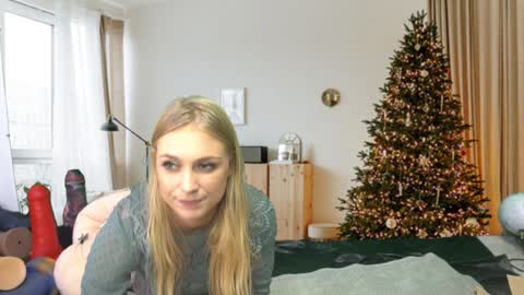 Snapshot of siswet19 chatting on 6, 12, 2024 Elise online show from 6, 12, 2024