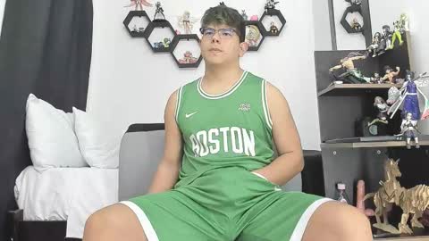 Snapshot of siul_bigcock chatting on 18, 1, 2026 Siul Thompson online show from 18, 1, 2026