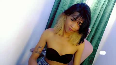 Snapshot of sizka_ford chatting on 6, 10, 2025 Sizka online show from 6, 10, 2025