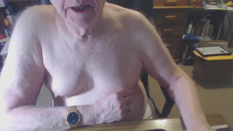 Snapshot of sjbottomboi chatting on 12, 3, 2025 sjbottomboi online show from 12, 3, 2025