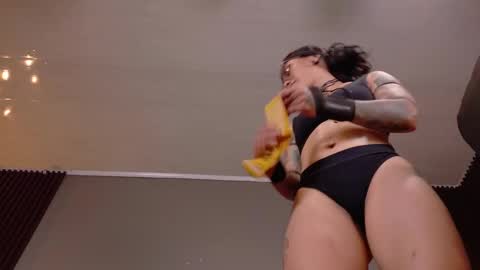 skarlet_petit online show from 17, 1, 2025