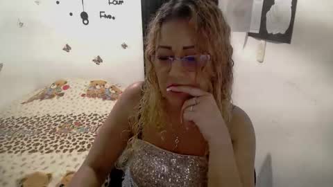 Snapshot of skarleth_diaz chatting on 28, 2, 2026 SKARLETH online show from 28, 2, 2026