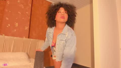 Skarlethill online show from 11, 11, 2025