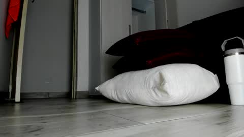 Skarlet online show from 3, 12, 2025