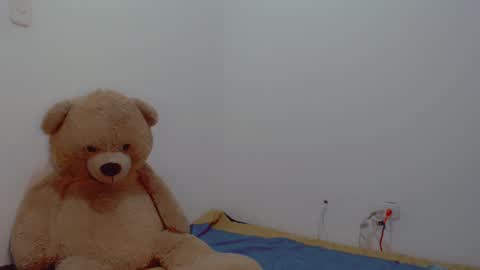 Snapshot of skarlett2072 chatting on 7, 12, 2024 Arlett online show from 7, 12, 2024