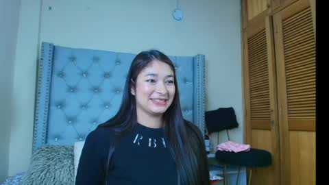 skarlett_36 online show from 18, 4, 2026