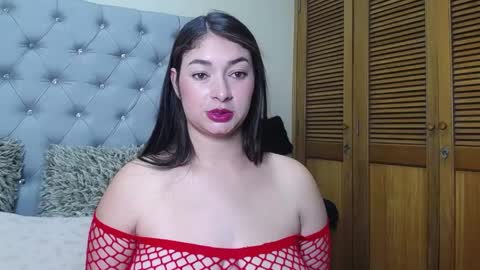skarlett_36 online show from 4, 5, 2026