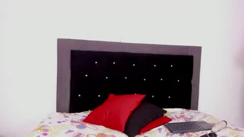 Snapshot of skaysanchez1 chatting on 4, 12, 2024 Skay Sanchez online show from 4, 12, 2024
