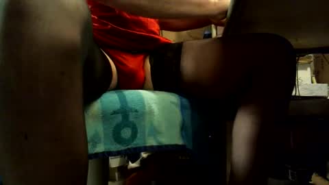 Snapshot of skersnylon chatting on 4, 12, 2025 skersnylon online show from 4, 12, 2025